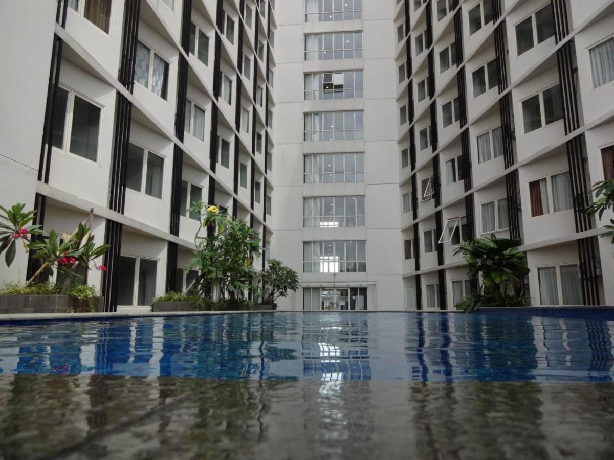 Padina Suites Tangerang Exterior photo