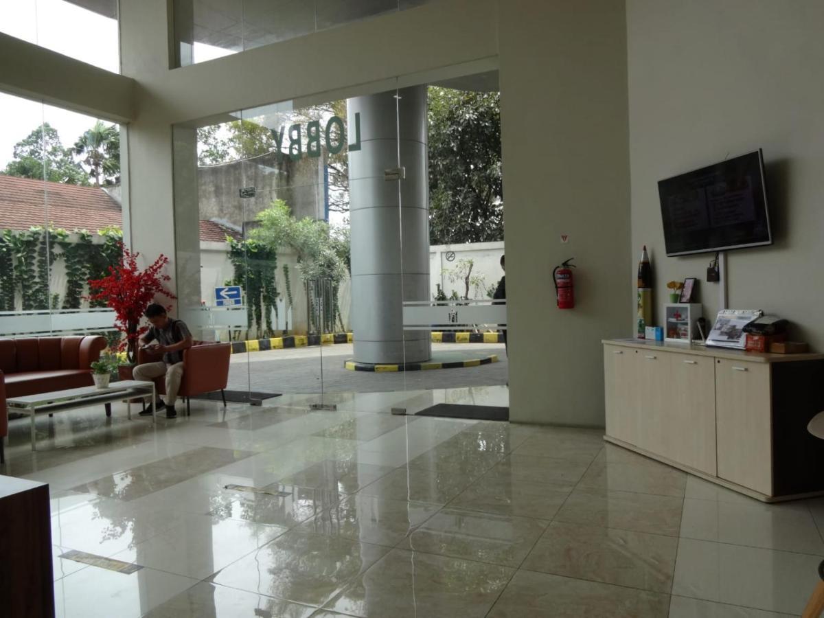 Padina Suites Tangerang Exterior photo